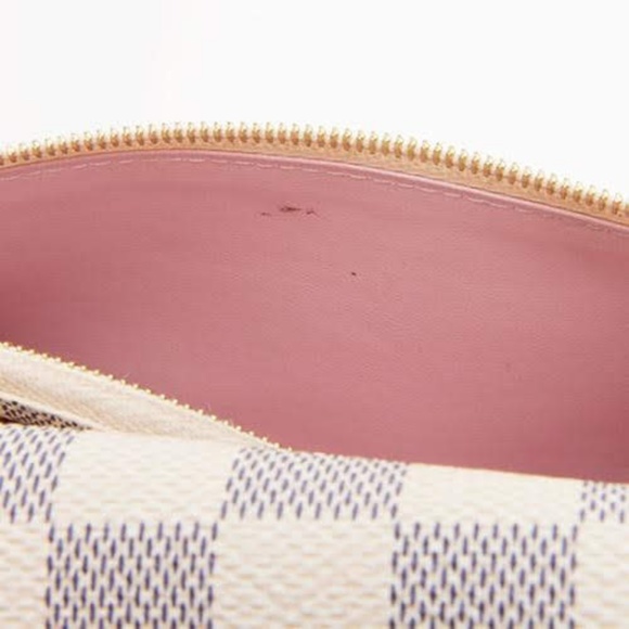 SOLD Louis Vuitton Damier Azur Crossbody - Picture 5 of 8